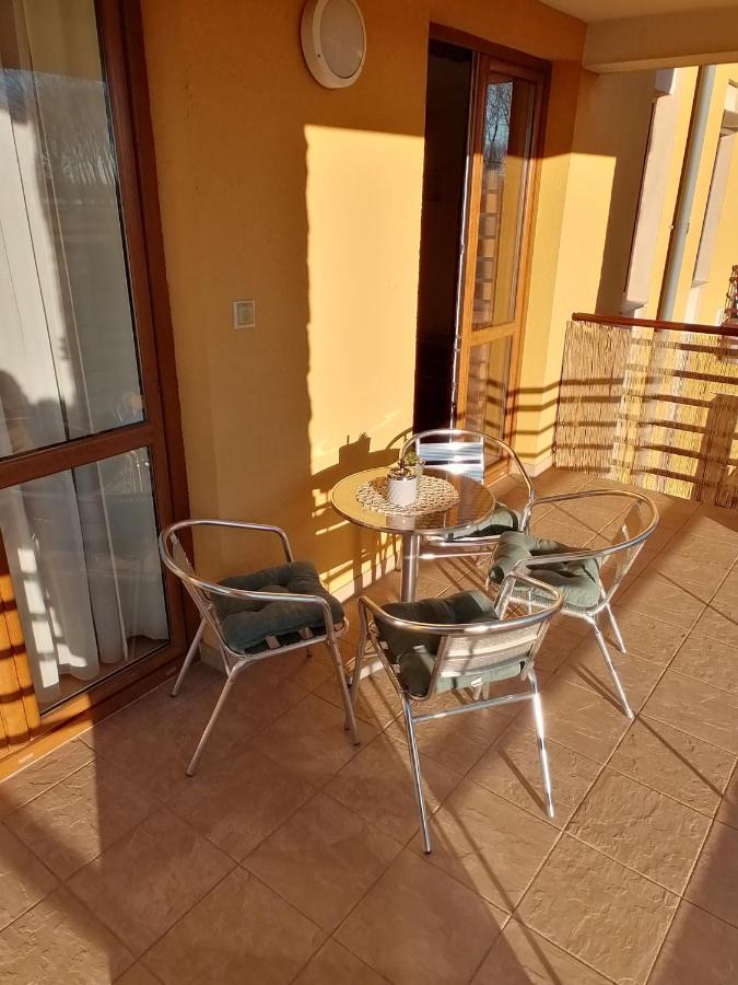 Beatrix Apartments Bük Екстериор снимка