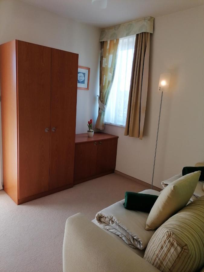 Beatrix Apartments Bük Екстериор снимка