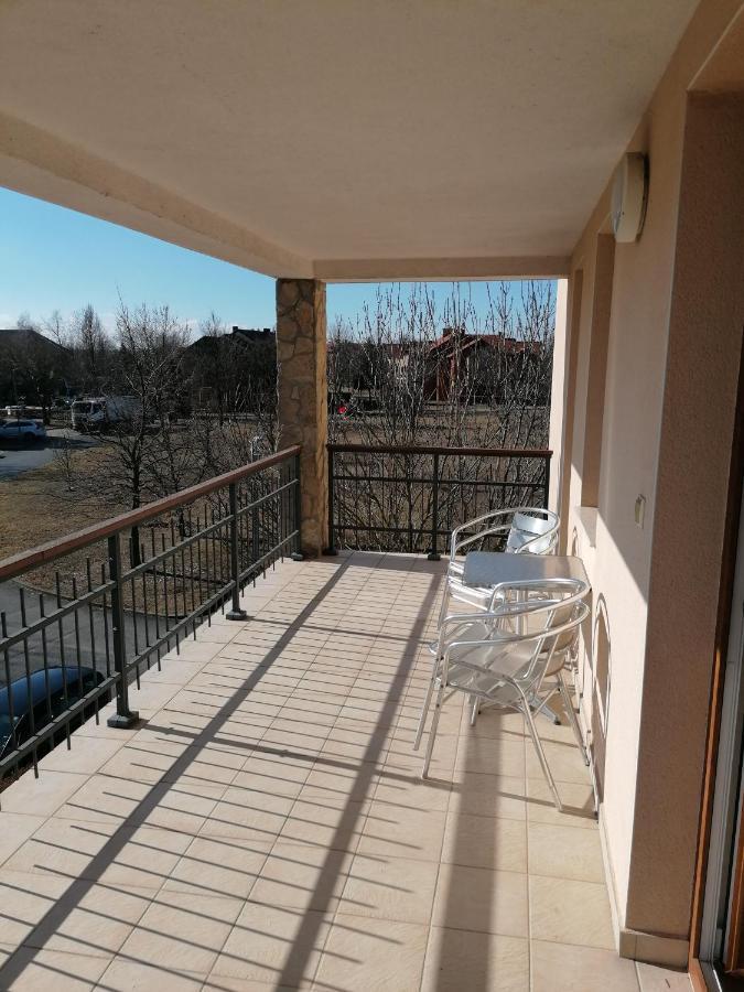 Beatrix Apartments Bük Екстериор снимка